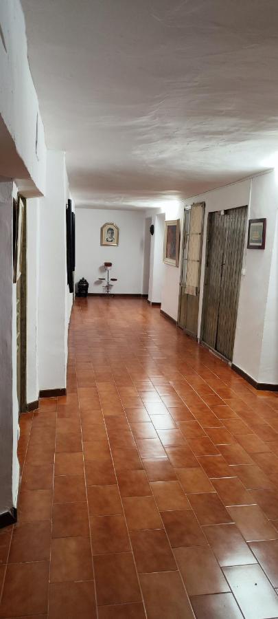 Dona Mercedes Rabé de las Calzadas Buitenkant foto